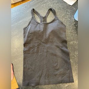 Lululemon Ebbtostreet tank